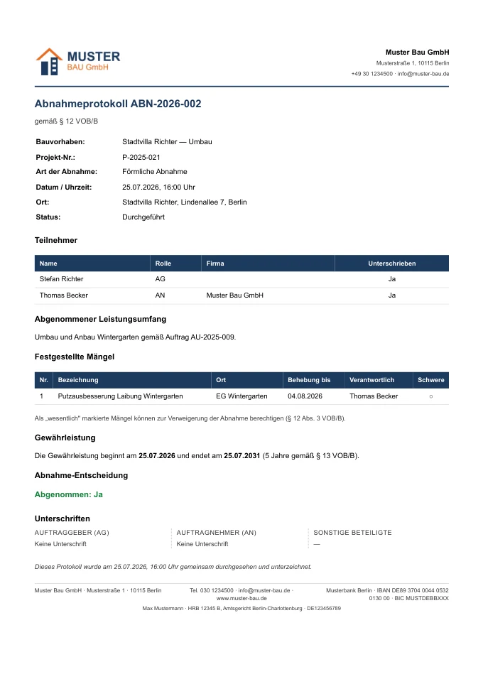 Abnahmeprotokoll ABN-2026-002 als PDF: Kopfdaten gemäß § 12 VOB/B, Teilnehmer-Tabelle, abgenommener Leistungsumfang, Mängel-Tabelle, Gewährleistung von 25.07.2026 bis 25.07.2031, Entscheidung „Abgenommen: Ja“ und Unterschriftenblöcke